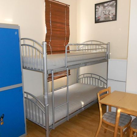 24/7 London Hostel Exterior photo