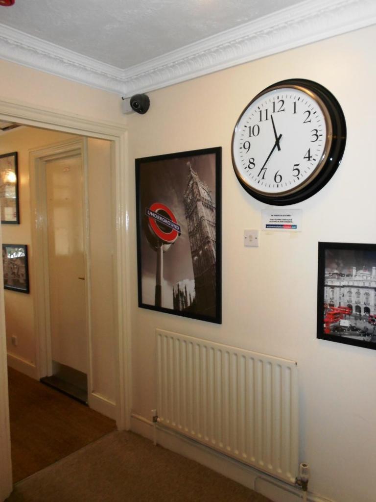 24/7 London Hostel Exterior photo