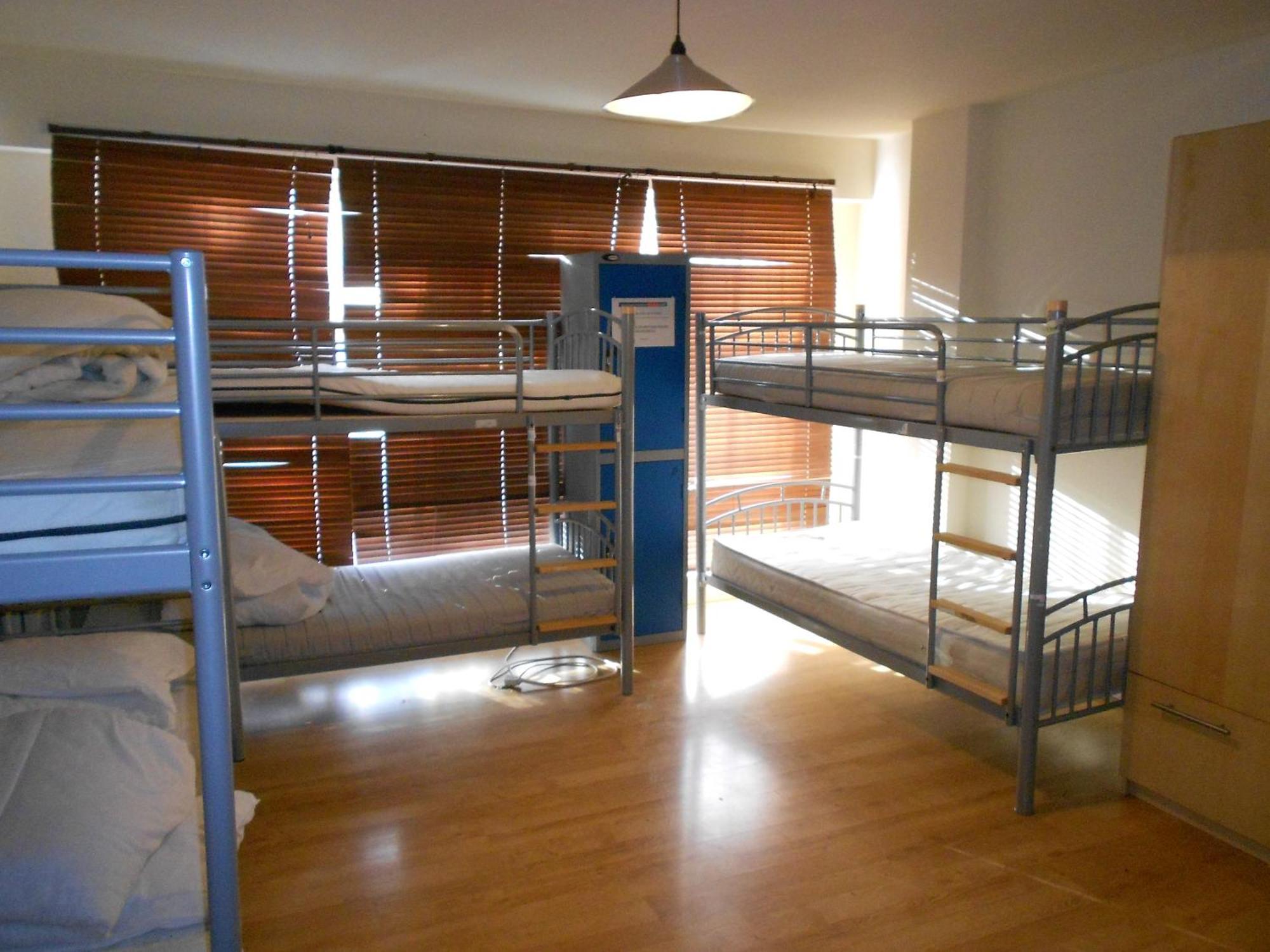24/7 London Hostel Exterior photo