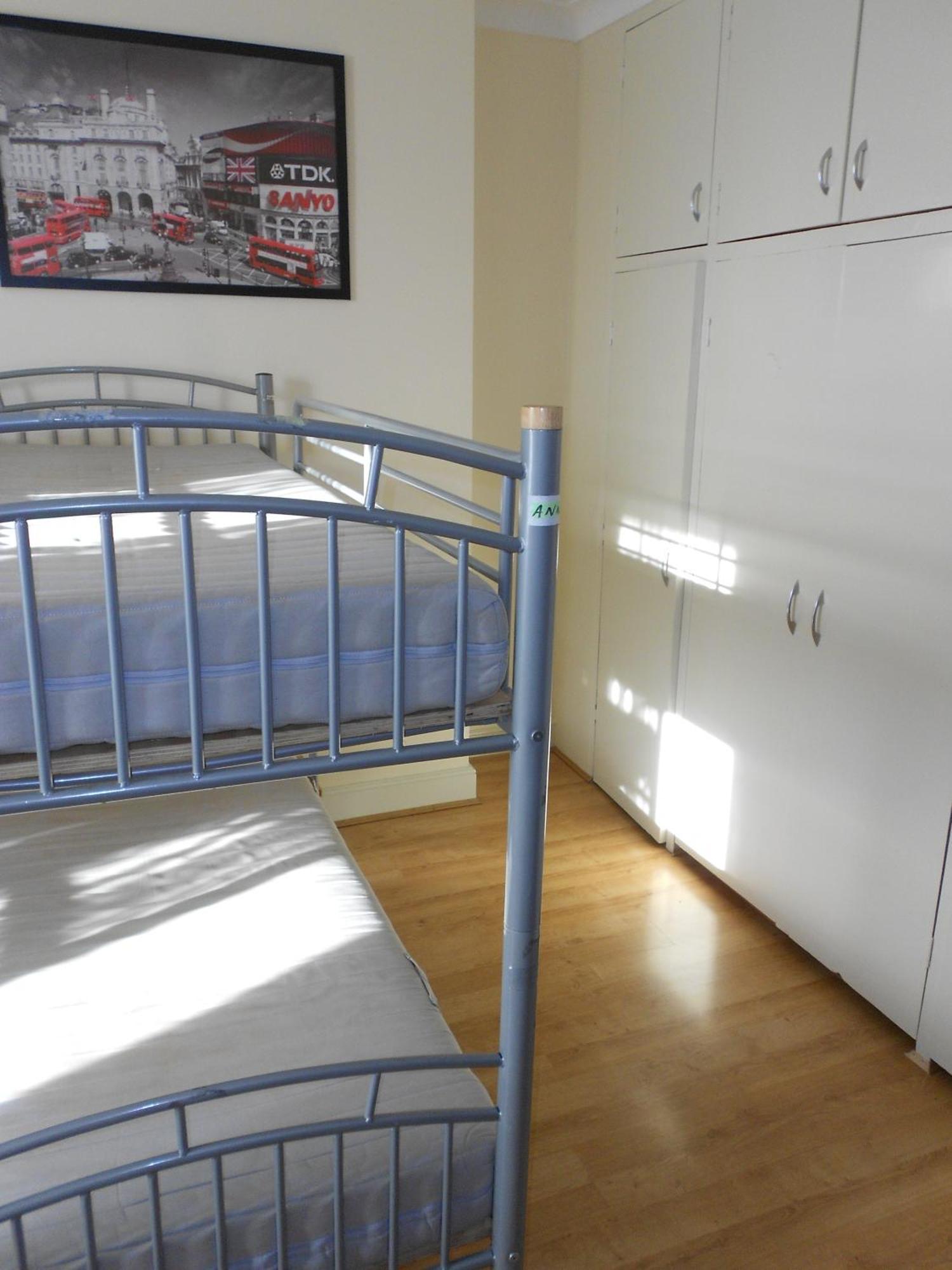 24/7 London Hostel Exterior photo